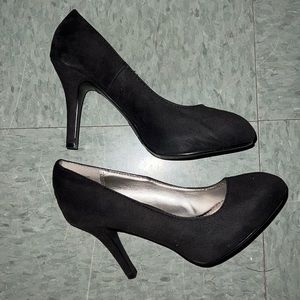 Brand new black suede heels!